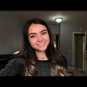 Meet your Posher, Vanessa